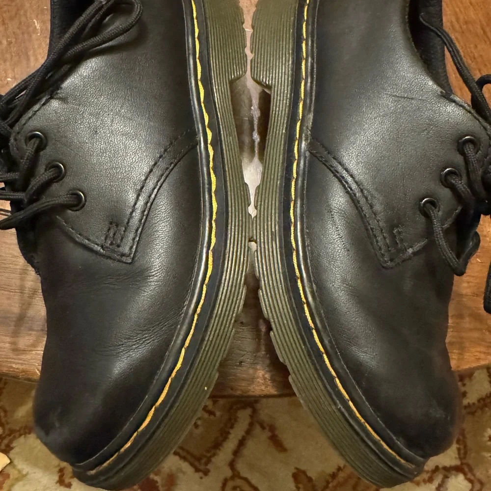 Dr. Martens Kids Black Shoes Size 1 Grunge  streetwear  Back to school  preppy